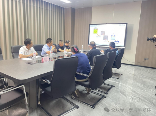 Multimedia hall showcasing MOSFET, IGBT, SiC technologies